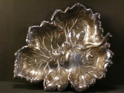 Antique Aesthetic Silver Strawberry Leaf Relief Dish Plate Serving Tray Platter~