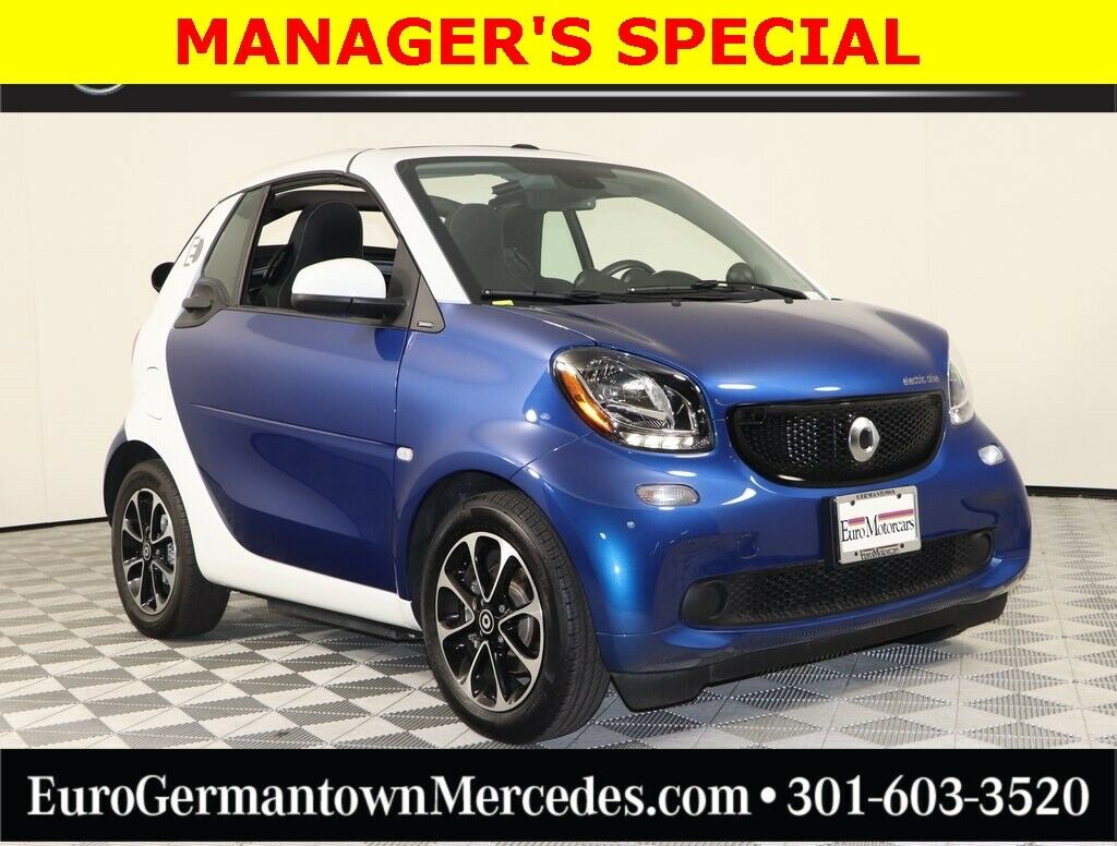 2017 Smart Fortwo Electric Drive Passion 2017 Smart Fortwo Electric Drive, Midnight Blue Metallic With 12208 Miles Availa