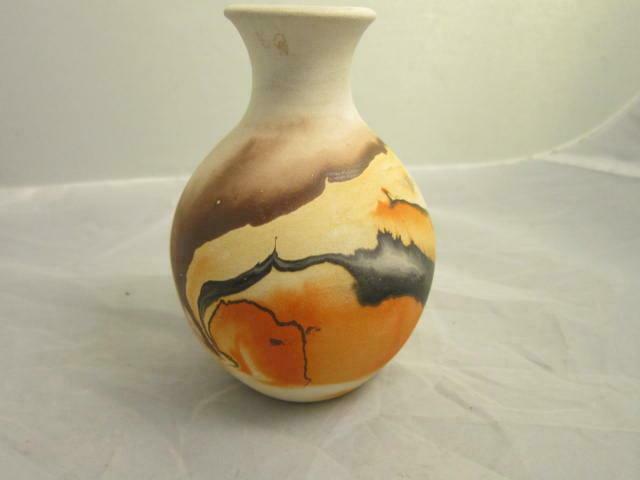 Native American Indian Pottery Clay Vase Nemadji Usa  Brown & Orange Swirls