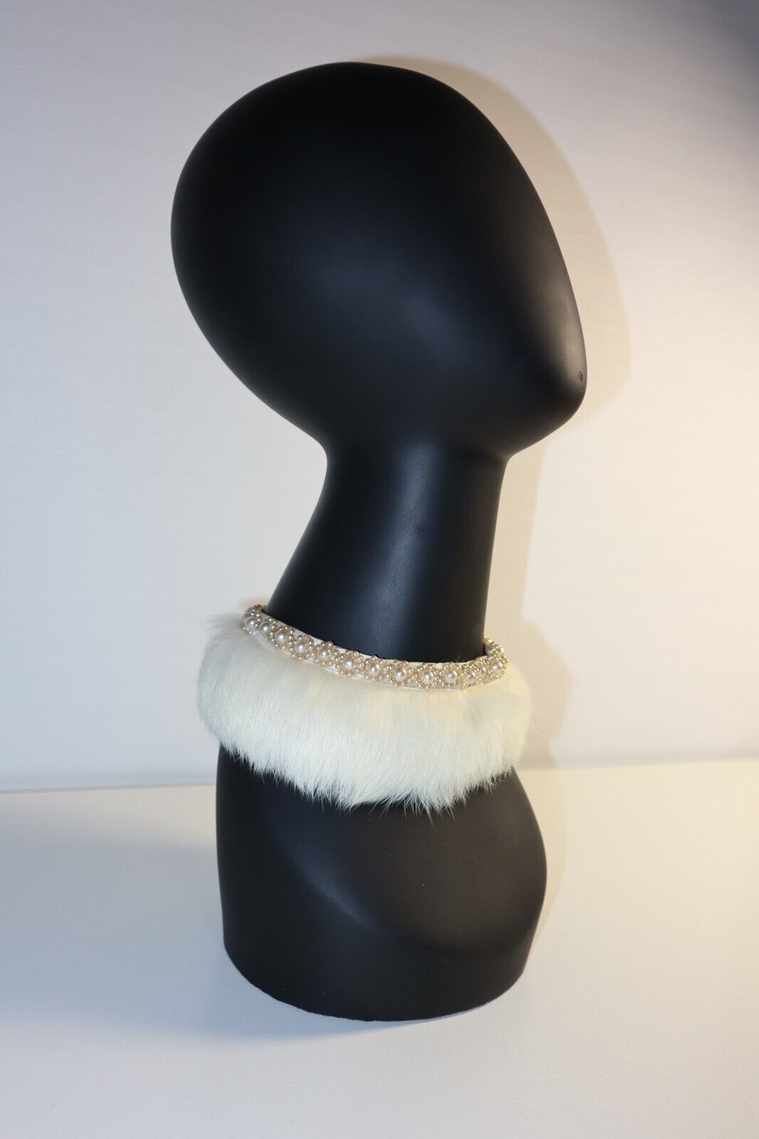 Vintage Women's Rabbit Fur And Pearl Collar