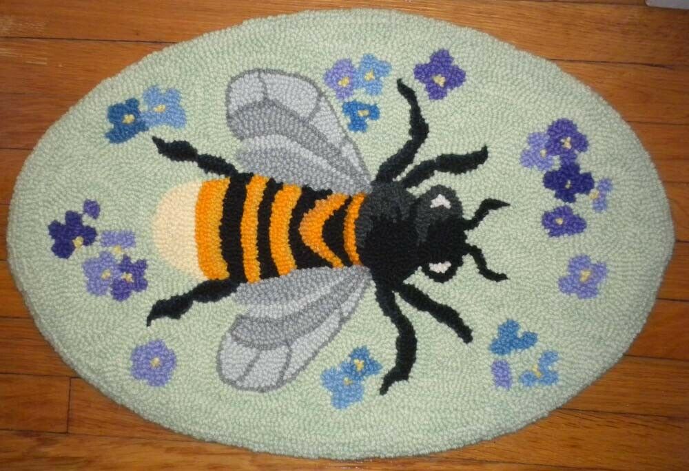 Bumble Bee And Flowers Handmade Wool Hooked Rug 18 X 25 Mint Green Background